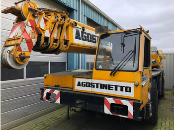 All terrain crane LIEBHERR LTM 1025