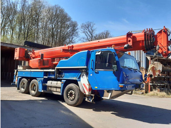 Mobile crane TEREX