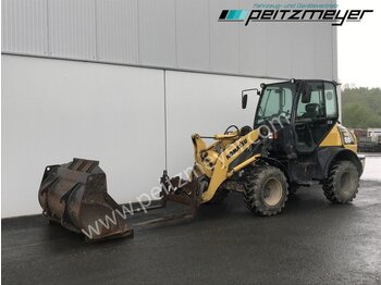 Wheel loader KOMATSU WA80