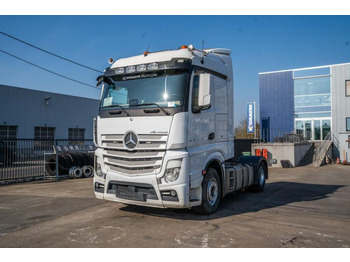 Tractor unit MERCEDES-BENZ Actros 1846