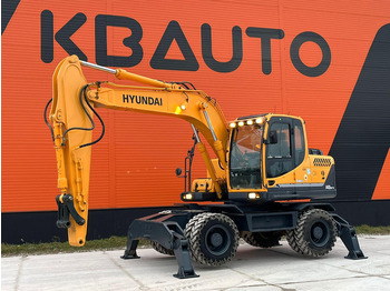 Wheel excavator HYUNDAI