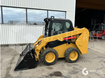 Skid steer loader CATERPILLAR