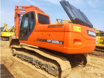 Crawler excavator DOOSAN DX225LC