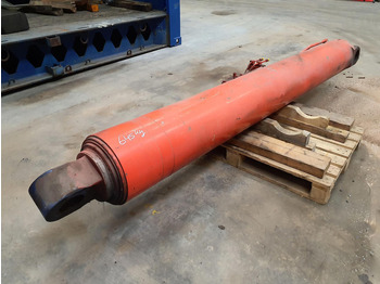 Hydraulic cylinder TEREX