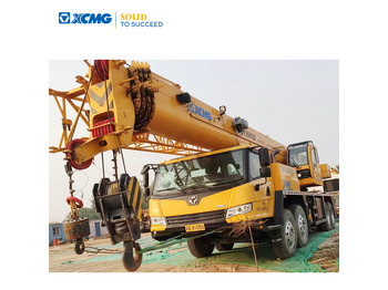 Mobile crane XCMG