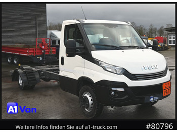 Cab chassis truck IVECO Daily 70c21