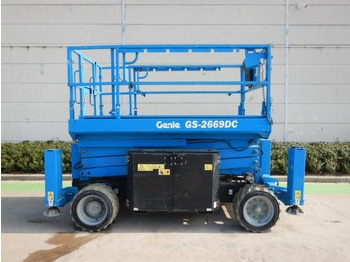 Scissor lift GENIE