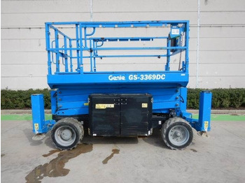 Scissor lift GENIE