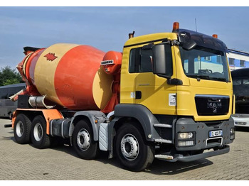 Concrete mixer truck LIEBHERR