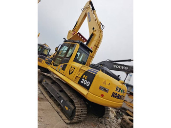 Crawler excavator KOMATSU PC200-8