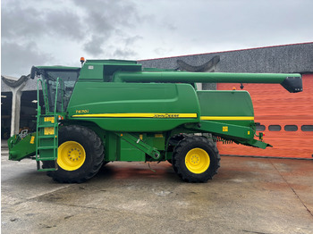 Combine harvester JOHN DEERE T670