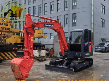 Mini excavator DOOSAN DH60-7