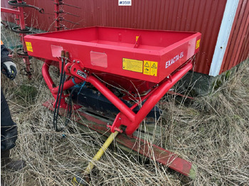 Fertilizer spreader