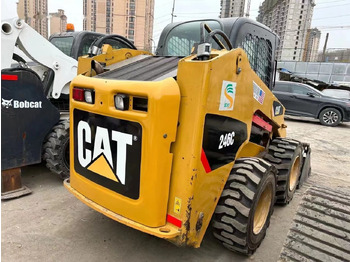 Skid steer loader CATERPILLAR