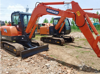 Mini excavator Doosan DH60-7: picture 5