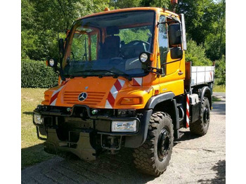 Municipal/ Special vehicle UNIMOG