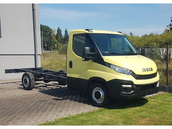 Cab chassis truck IVECO Daily