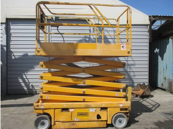 Scissor lift HAULOTTE Compact 12