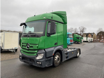 Tractor unit MERCEDES-BENZ Actros 1846