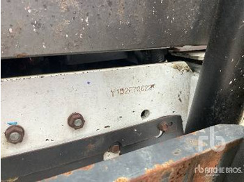 Forklift NISSAN UNICARRIERS Y1D2A25Q (Inoperable): picture 5