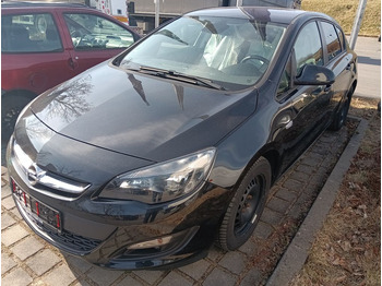 Car OPEL