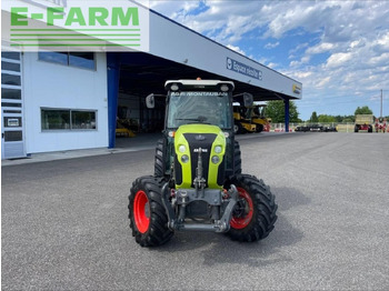 Farm tractor CLAAS nexos 240 f F: picture 2