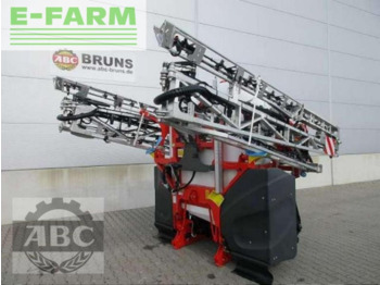 Tractor mounted sprayer KUHN