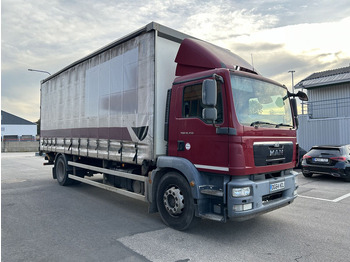 Curtain side truck MAN TGM