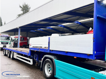 Low loader semi-trailer