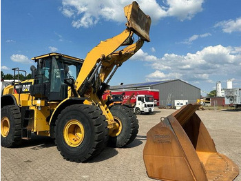 Wheel loader CATERPILLAR 966M