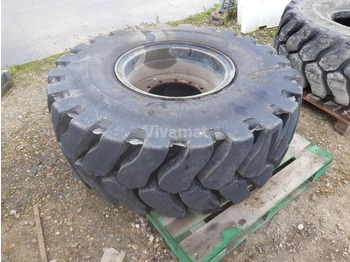 Tire MICHELIN