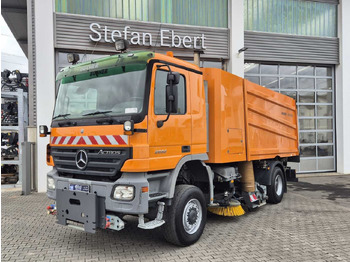 Road sweeper BUCHER