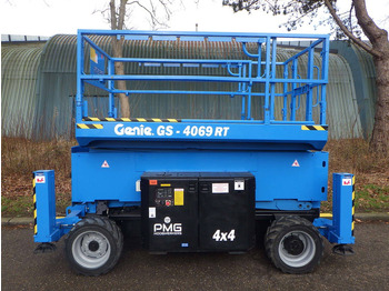 Scissor lift GENIE