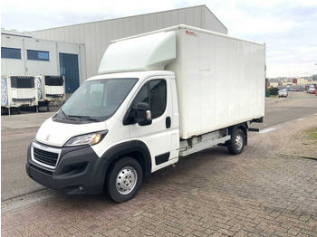 Box truck PEUGEOT