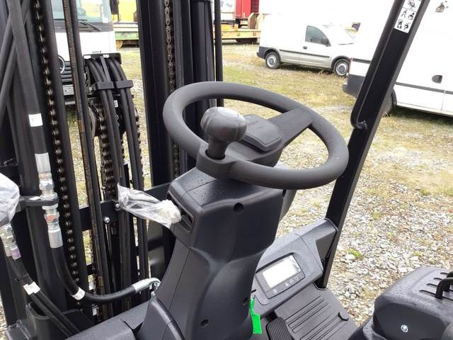 Electric forklift Doosan B35X-7 PLUS: picture 9