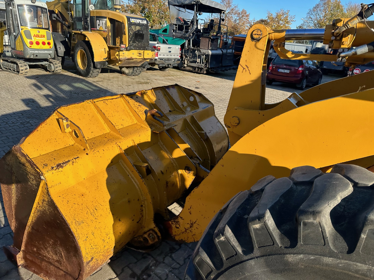 Wheel loader Komatsu WA200 Radlader: picture 17