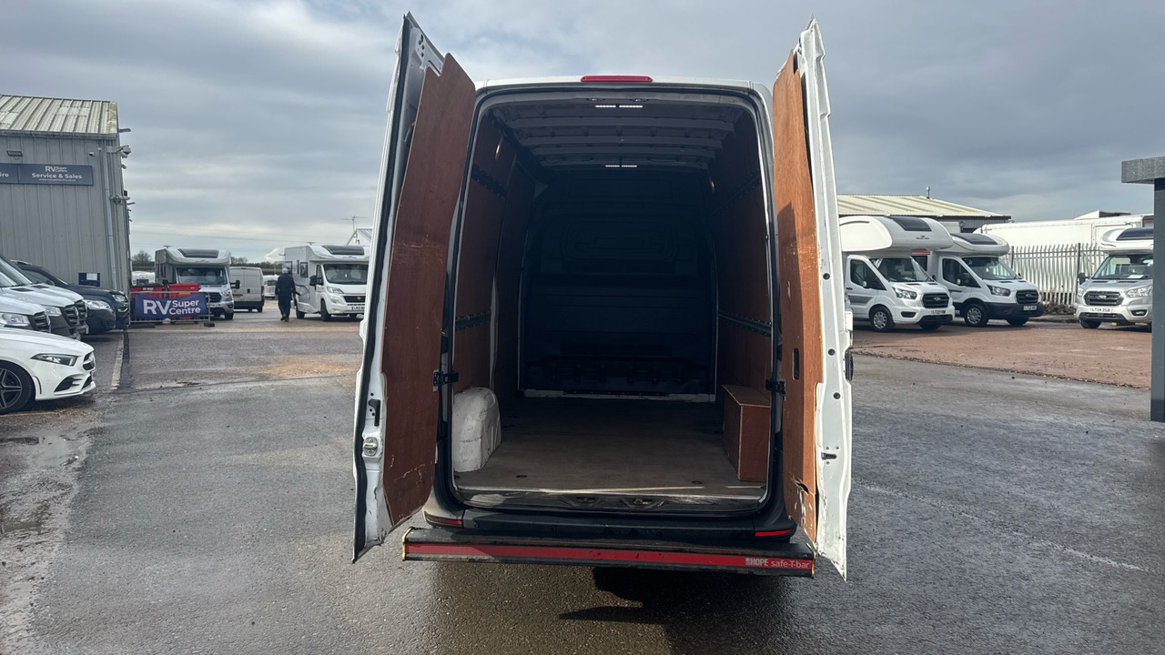 Panel van MERCEDES-BENZ SPRINTER 314 CDI: picture 9