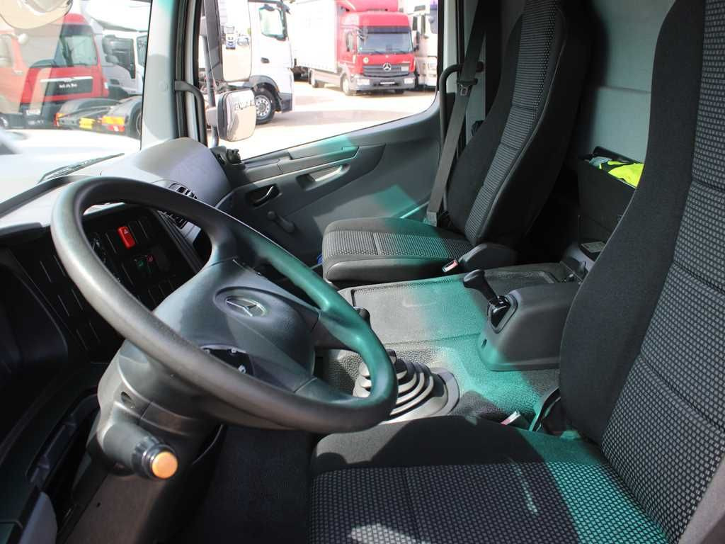 Curtain side truck Mercedes-Benz ATEGO 816, EURO 5, TAIL LIFT, SIDEWALLS: picture 10