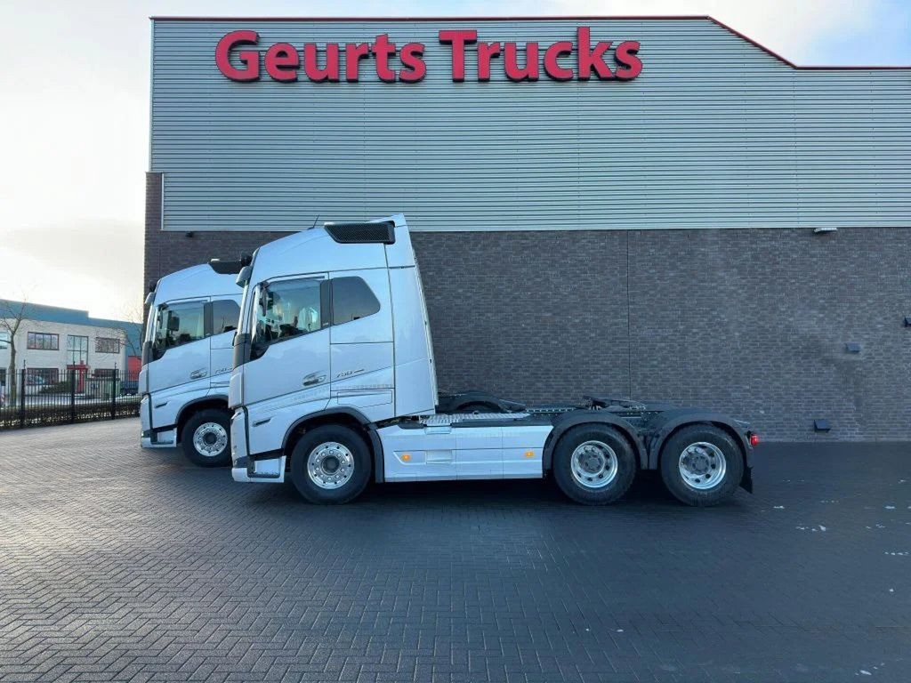 Tractor unit Volvo FH 16.750 6X4 TREKKER/TRACTOR/SZM EURO 6 HYDRAUL: picture 30