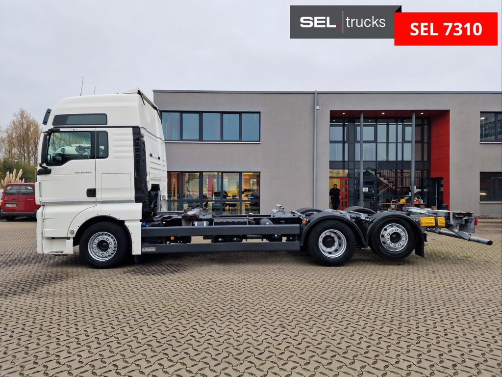 Container transporter/ Swap body truck MAN TGX 26.460 6x2-2 LL / ZF Intarder / Standklima: picture 8