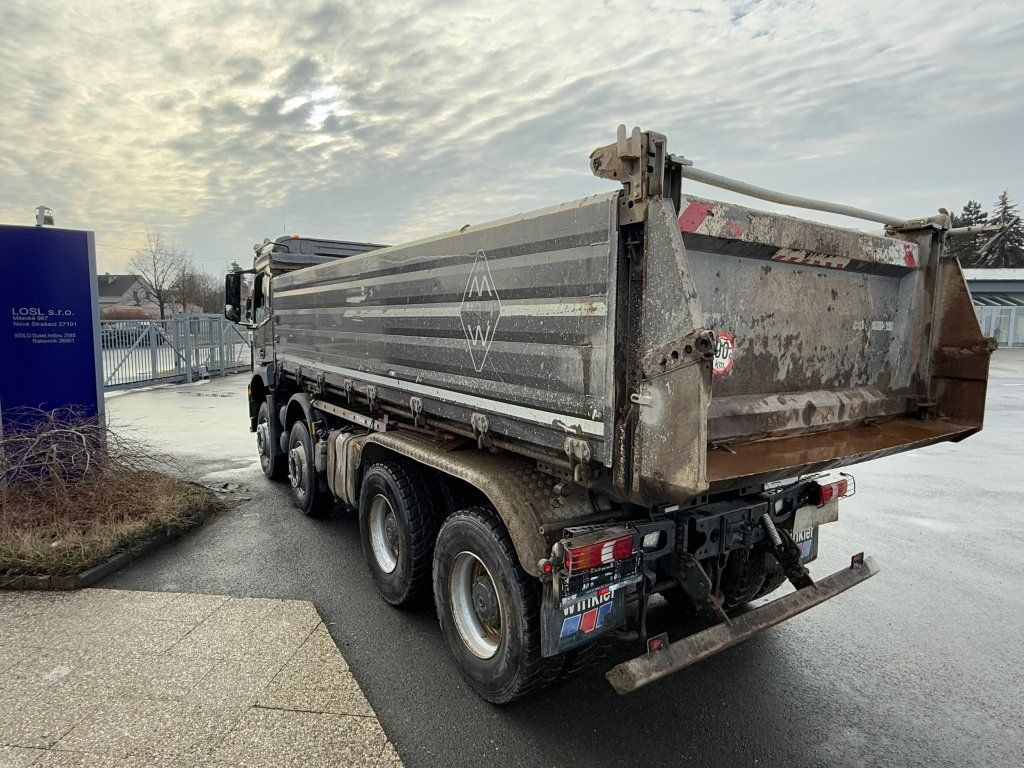 Tipper Mercedes-Benz 3243 Arocs 8x4 S3 Euro 6: picture 7