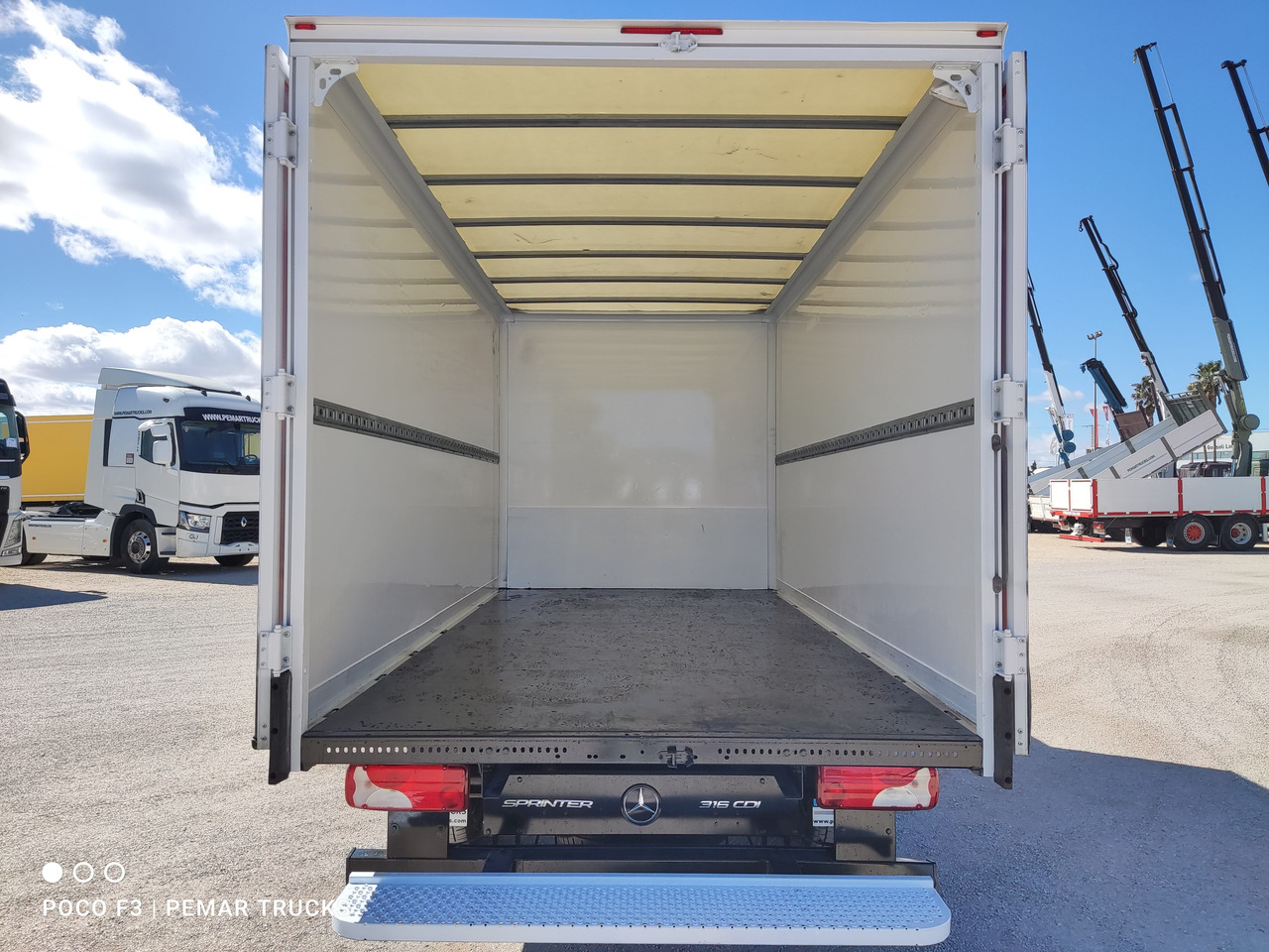 Closed box van MERCEDES-BENZ SPRINTER 316 CAJA CERRADA 160 CV EURO 6: picture 11