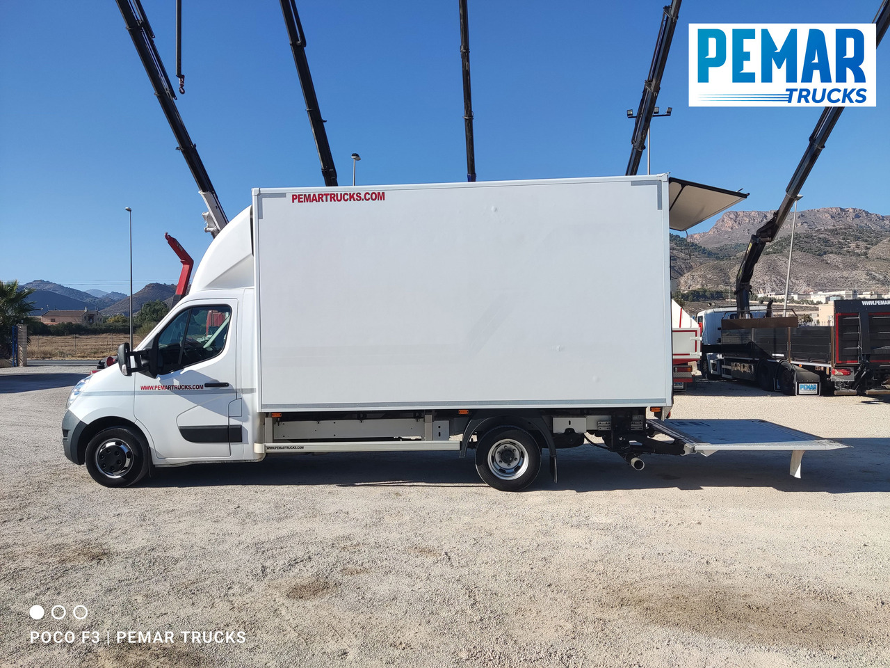 Closed box van RENAULT MASTER 2.3 160 EJE DOBLE: picture 34