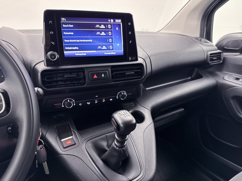 Small van Toyota PROACE CITY 1.2 Turbo Live Long Trekhaak Cruise control Carplay: picture 6