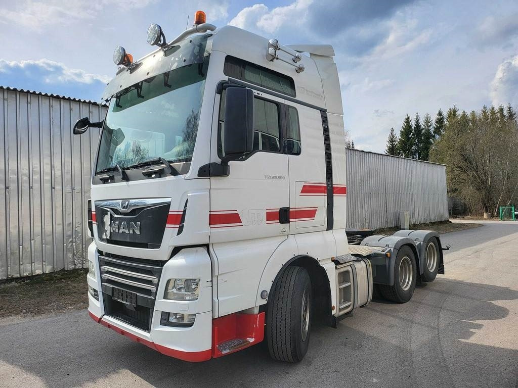 Tractor unit MAN TGX 28.500 6X2: picture 11