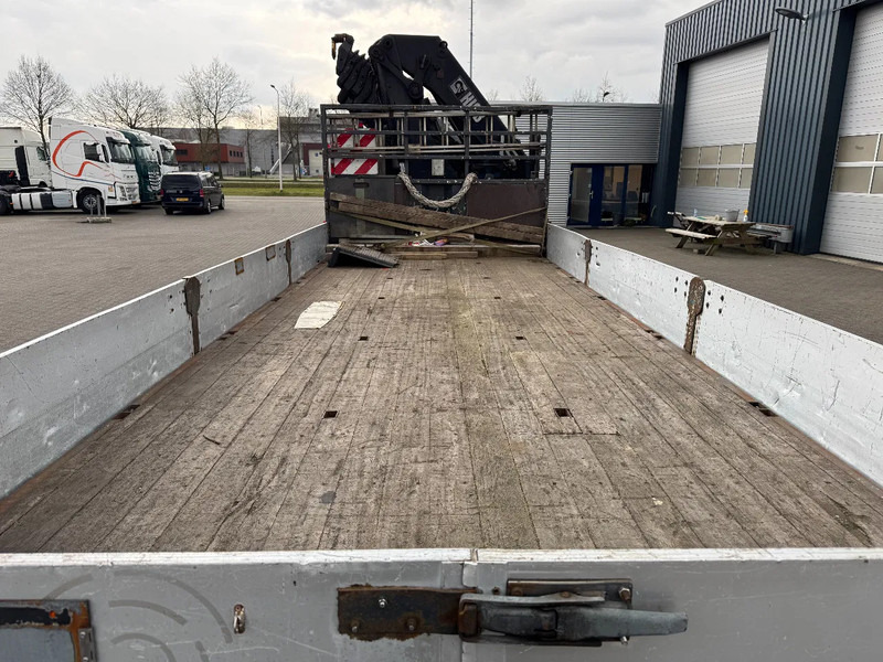 Dropside/ Flatbed truck, Crane truck DAF CF 85.360 8x2*6 HIAB 42T/m Crane: picture 15