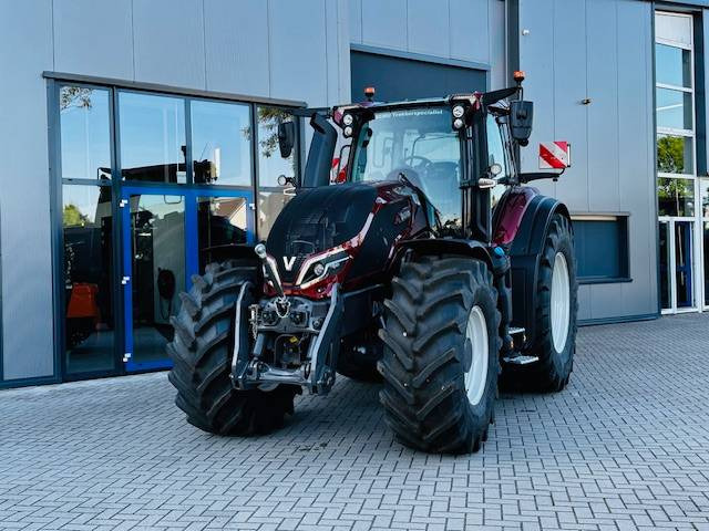 Farm tractor Valtra Q305 DEMO Super Compleet!: picture 20