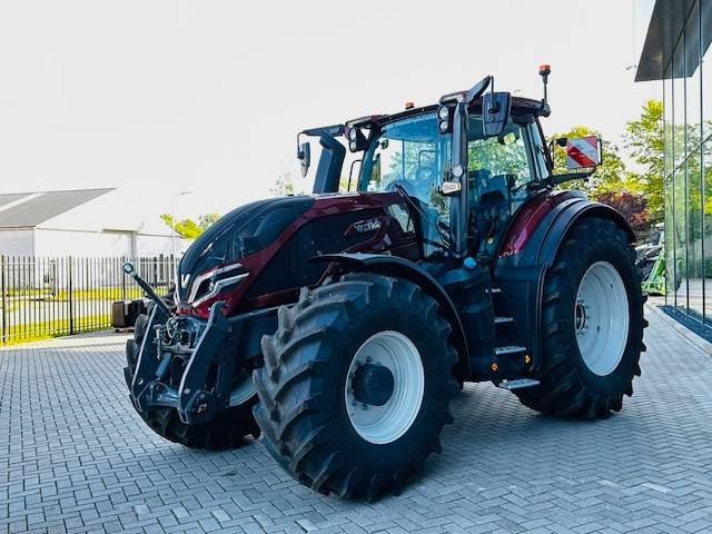 Farm tractor Valtra Q305 DEMO Super Compleet!: picture 16