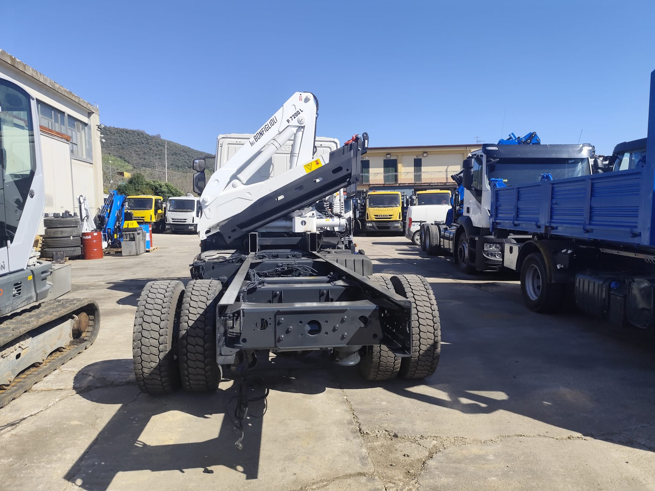 Crane truck IVECO EUROCARGO 140-250: picture 18