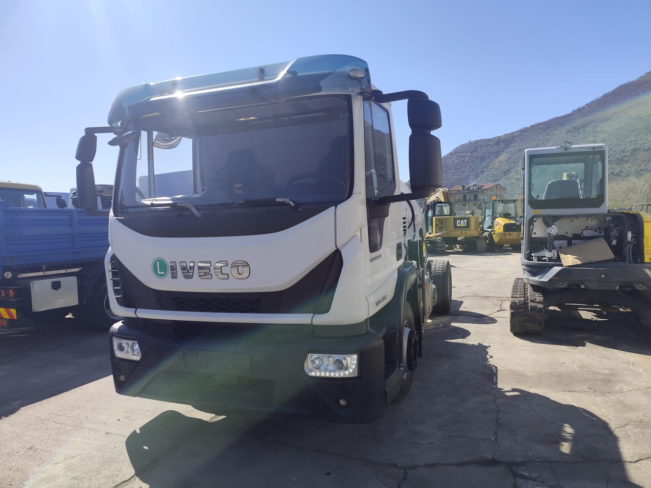 Crane truck IVECO EUROCARGO 140-250: picture 33